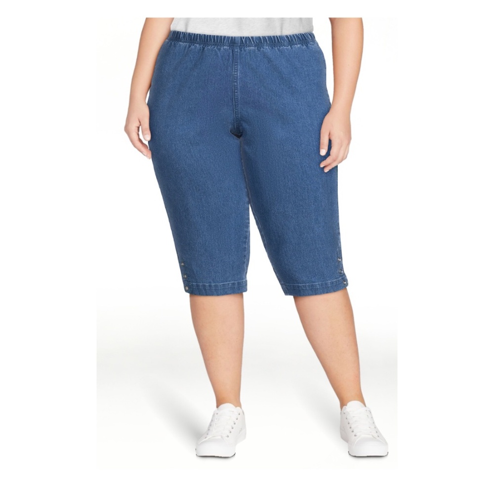 RealSize Women’s 17” Pull On Med.Stone Stretch Bling Capri Size XXL.